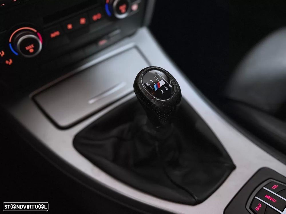 BMW 320 d Touring Sport - 13