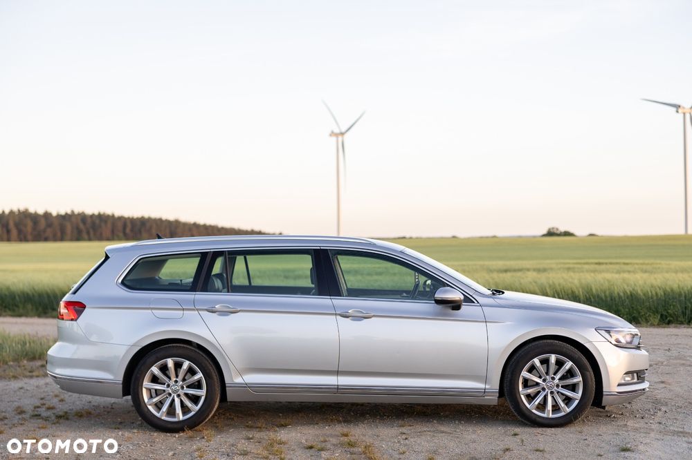 Volkswagen Passat 2.0 TDI (BlueMotion Technology) DSG Highline - 16