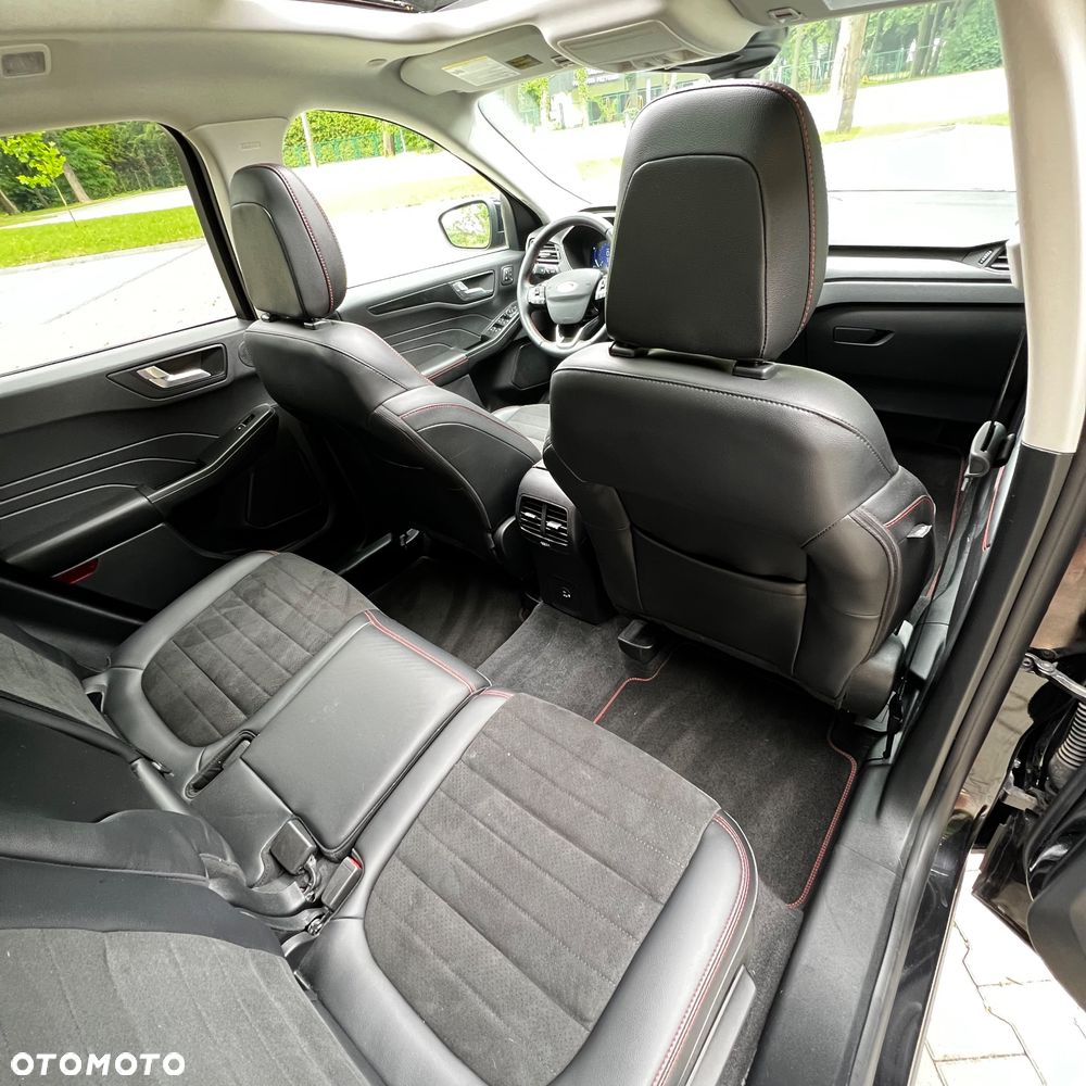 Ford Escape 2.0 EcoBoost AWD Titanium - 16