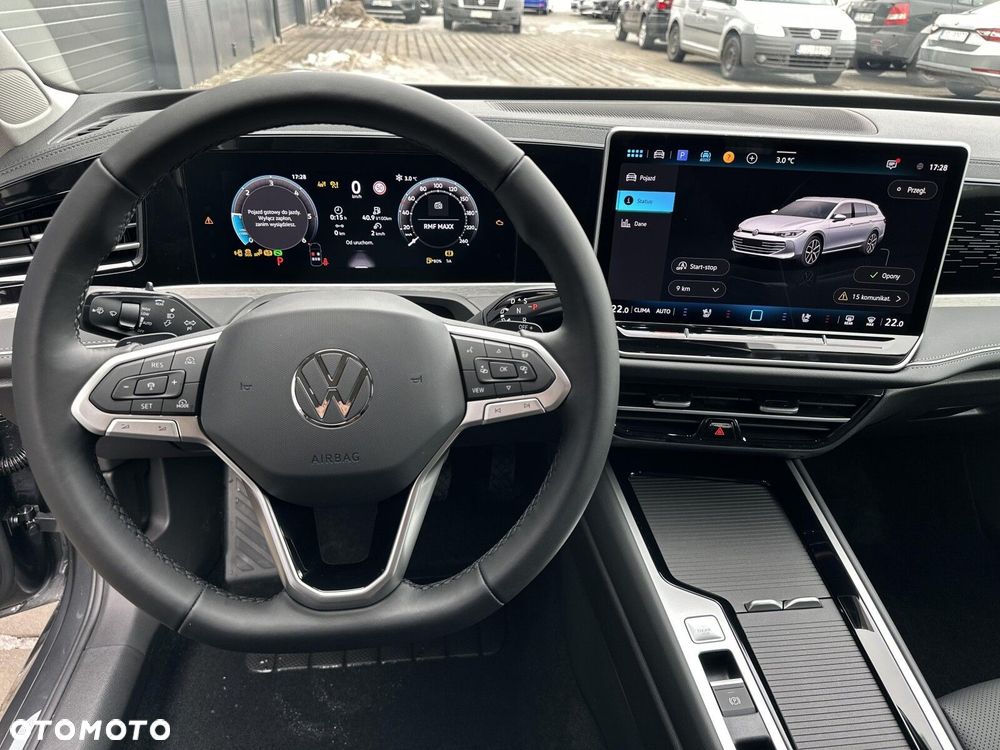 Volkswagen Passat - 13