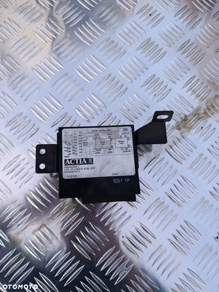 Przekaźnik Sterownik Renault Midlum 5010415050 - 1