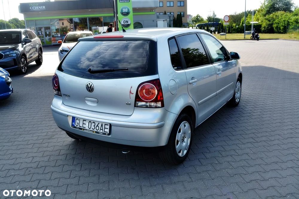Volkswagen Polo 1.4 Comfortline - 5