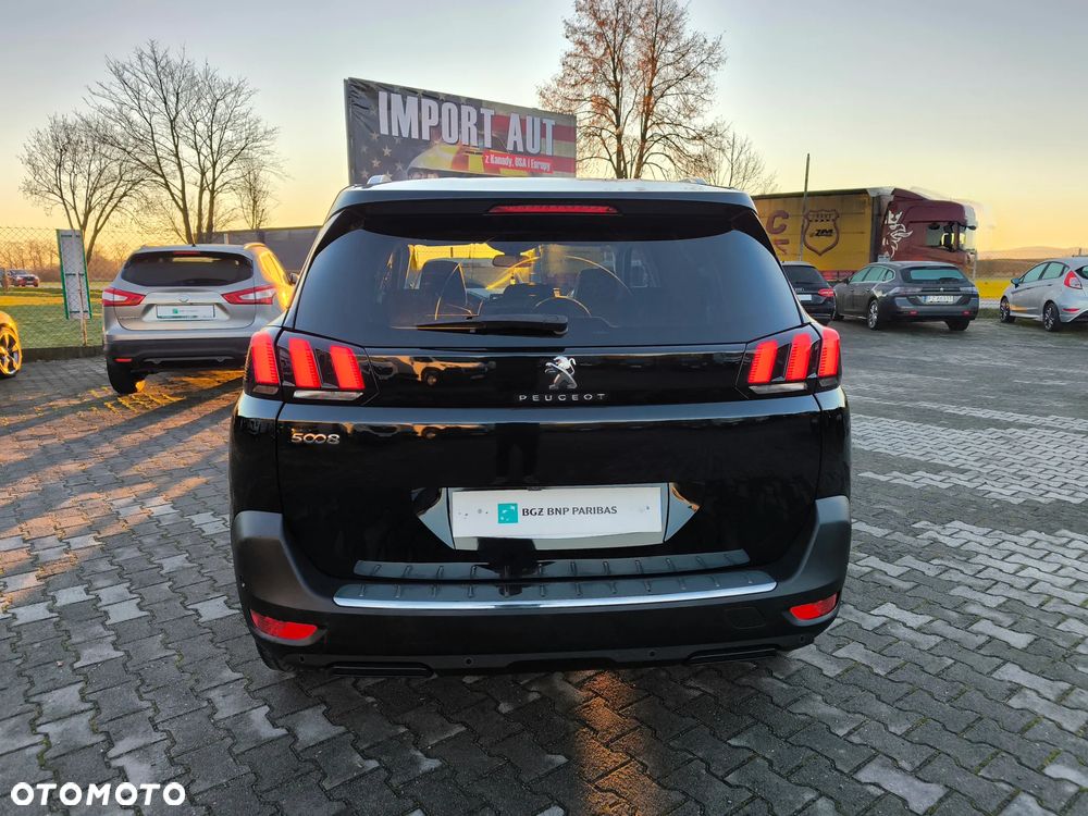 Peugeot 5008 1.5 BlueHDi Allure S&S - 4