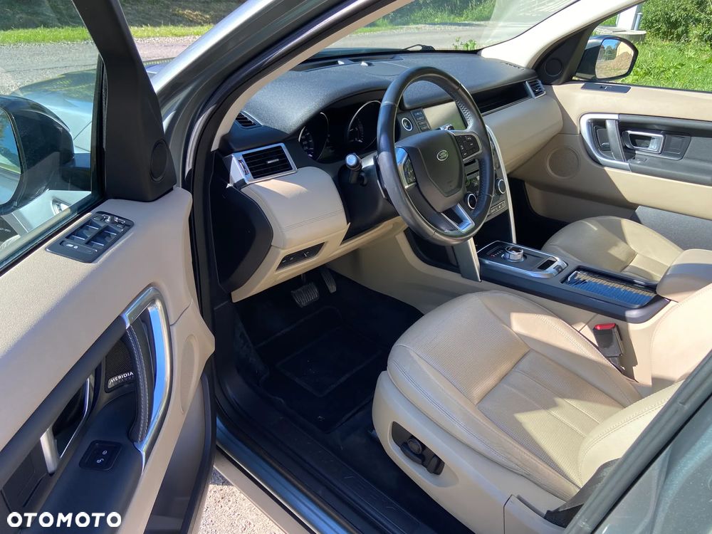 Land Rover Discovery Sport - 18