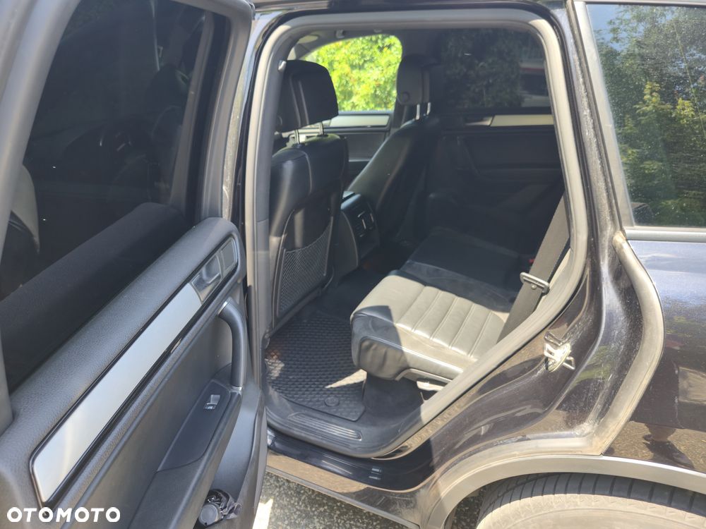 Volkswagen Touareg 3.0 V6 TDI 4XMot BMT - 11