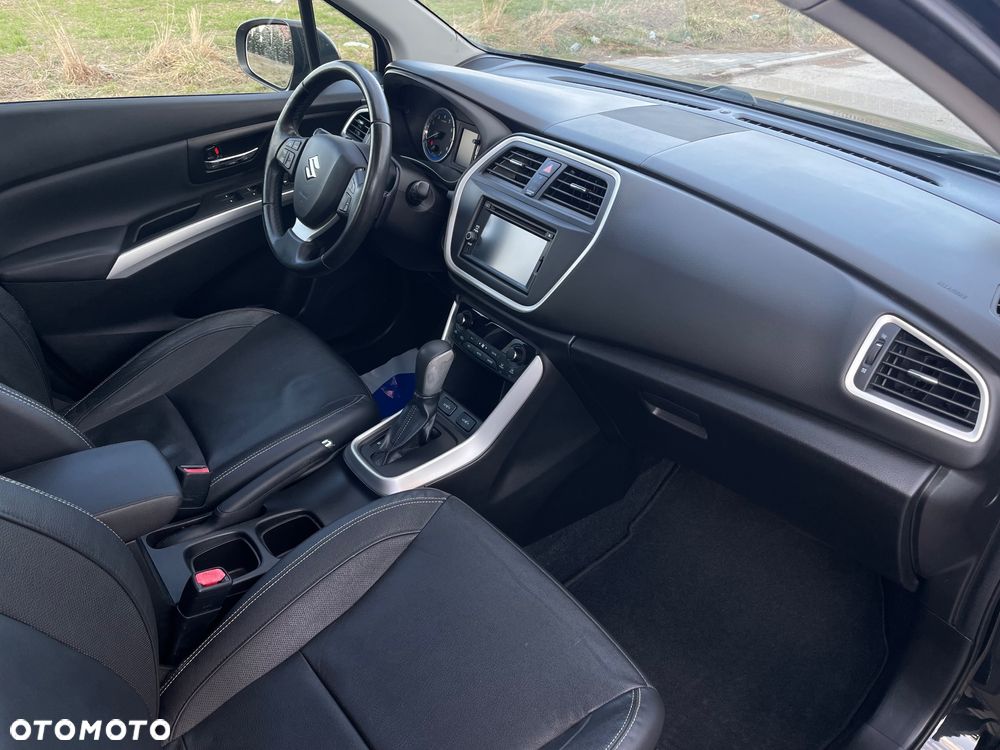 Suzuki SX4 S-Cross 1.6 VVT CVT 4x2 limited - 17