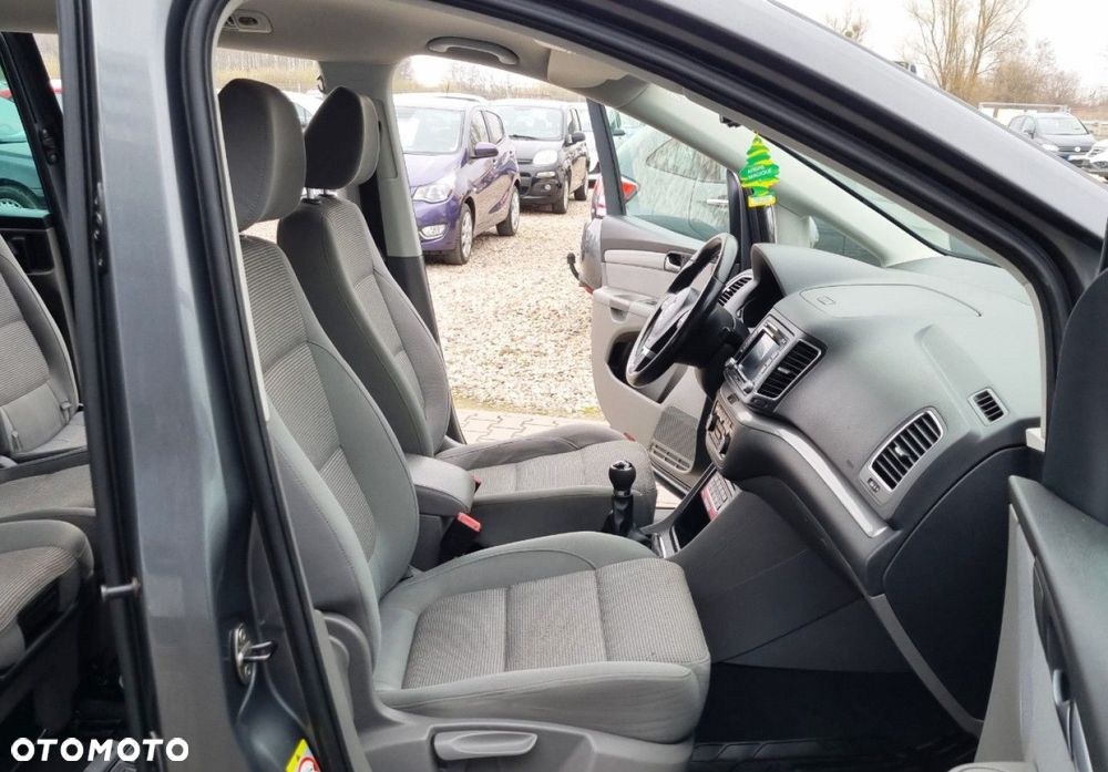 Volkswagen Sharan - 33