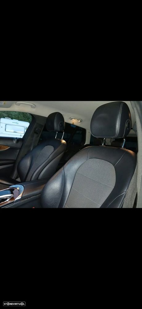 Mercedes-Benz C 180 - 23