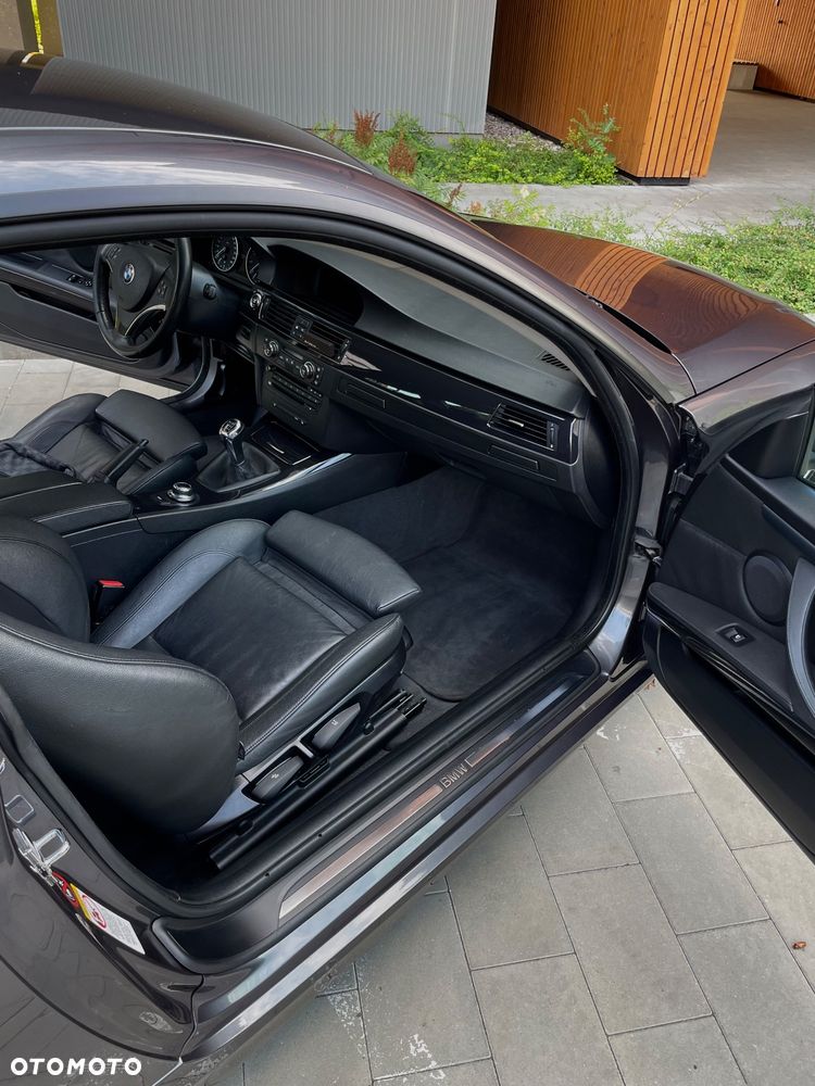 BMW Seria 3 320i Coupe - 5
