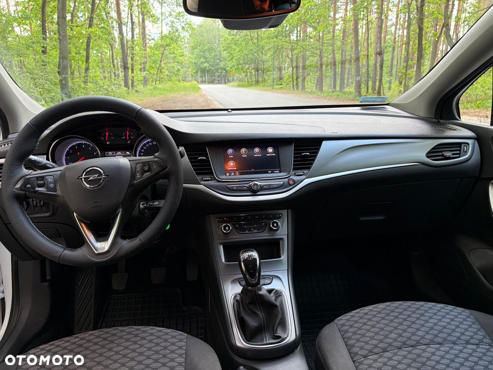 Opel Astra 1.2 T Edition S&S - 24
