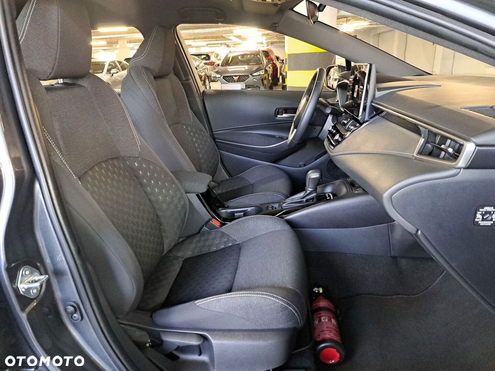 Toyota Corolla 1.8 Hybrid Comfort - 16