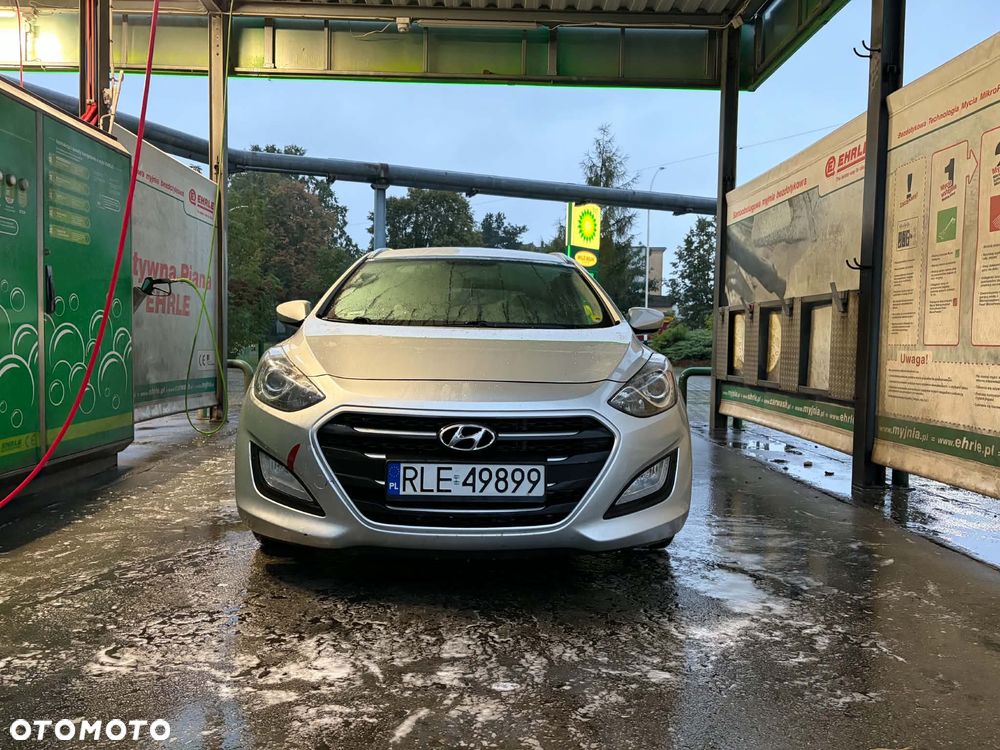 Hyundai i30 1.4 CRDi Classic + - 10