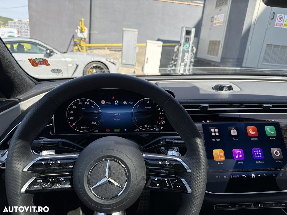 Mercedes-Benz E - 13