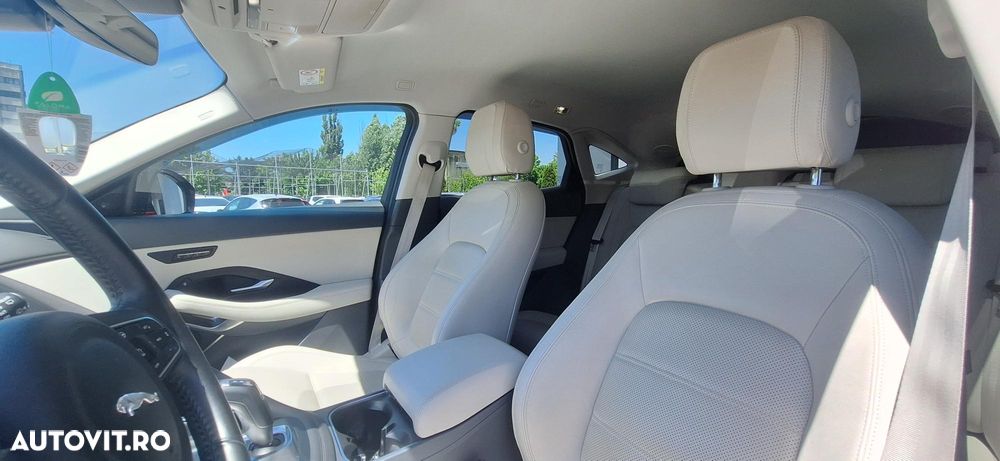 Jaguar E-Pace P200 AWD SE - 16