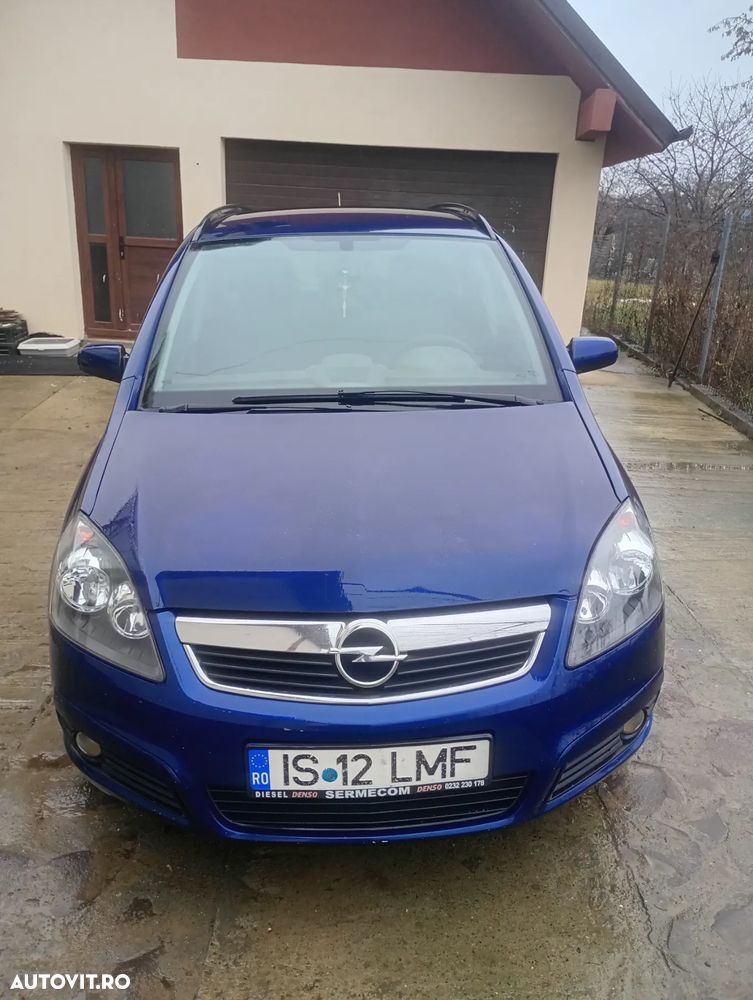 Opel Zafira 1.6i Essentia - 1