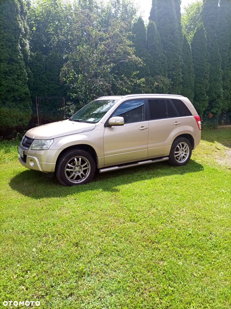 Suzuki Grand Vitara - 1