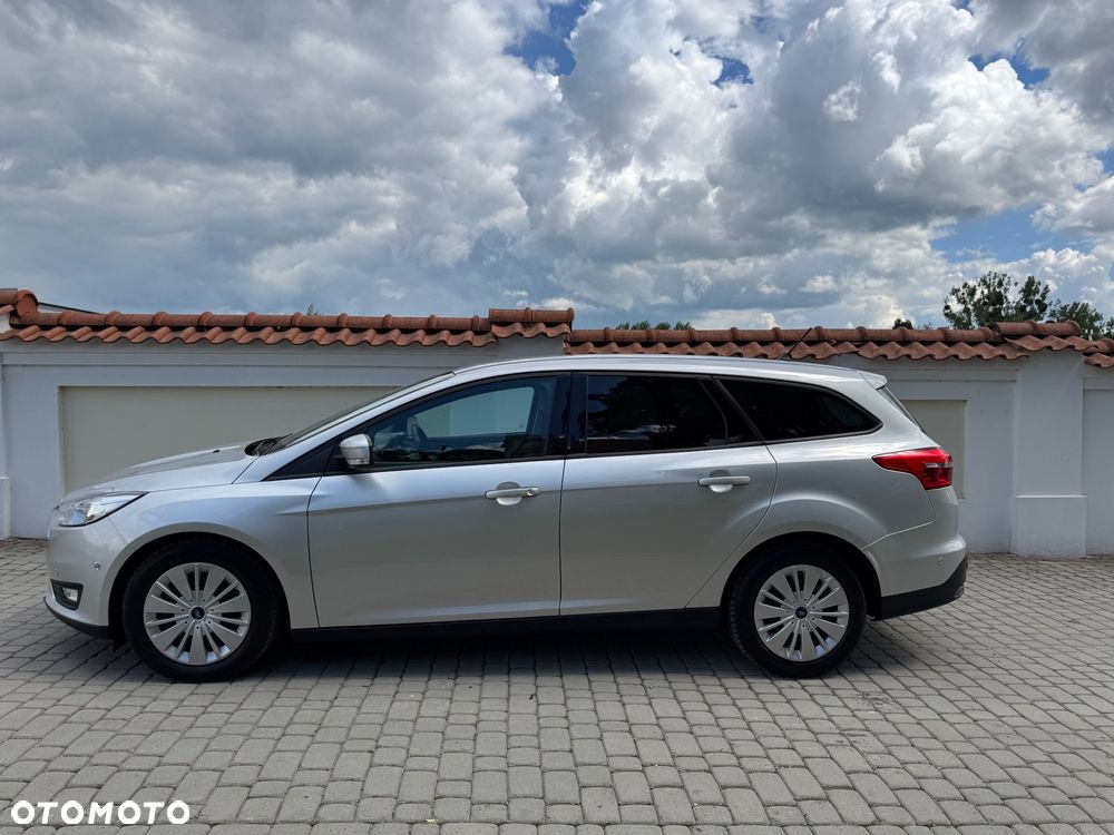 Ford Focus - 10