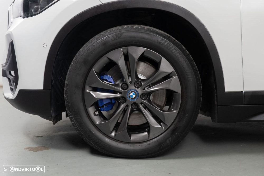 BMW X1 25 e xDrive Corporate Edition - 19