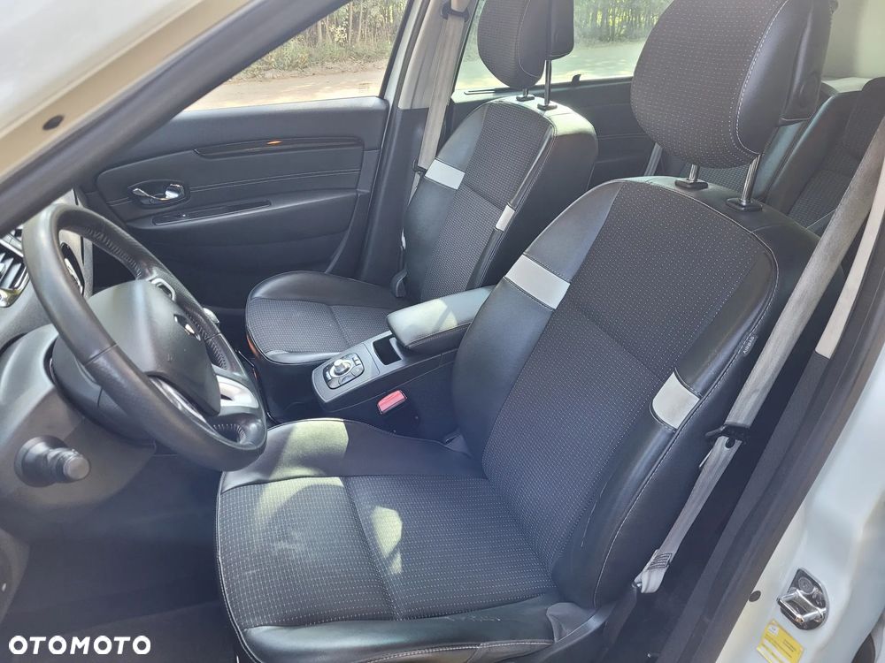 Renault Scenic 1.6 dCi Energy Bose Edition - 20
