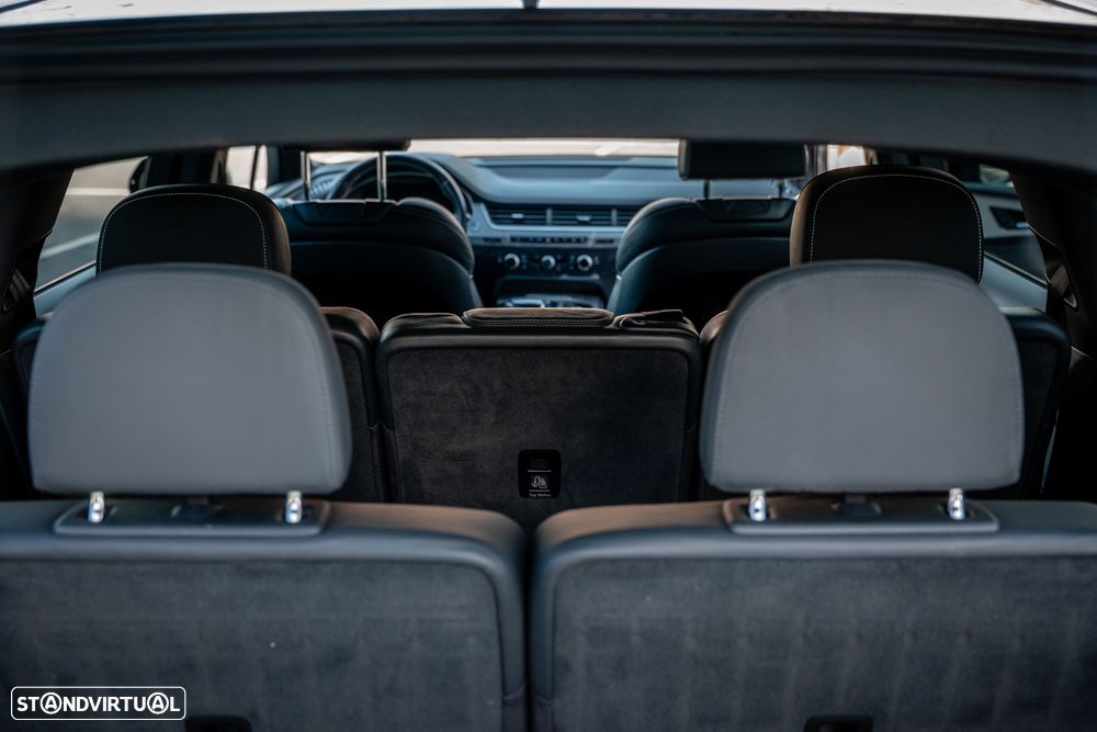 Audi Q7 3.0 TDI quattro S-line Tiptronic 7L - 17