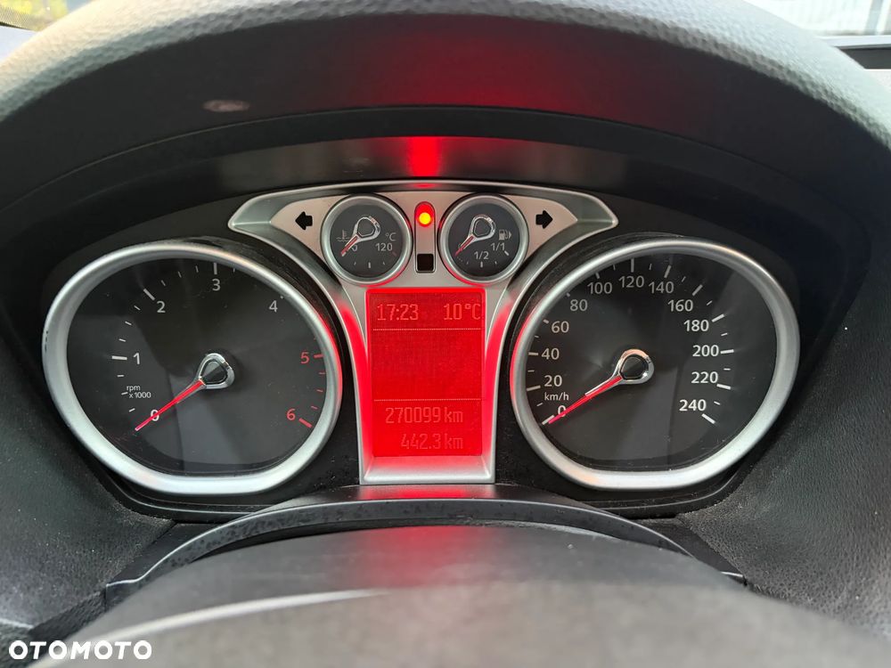 Ford Kuga 2.0 TDCi 4x4 Titanium - 12