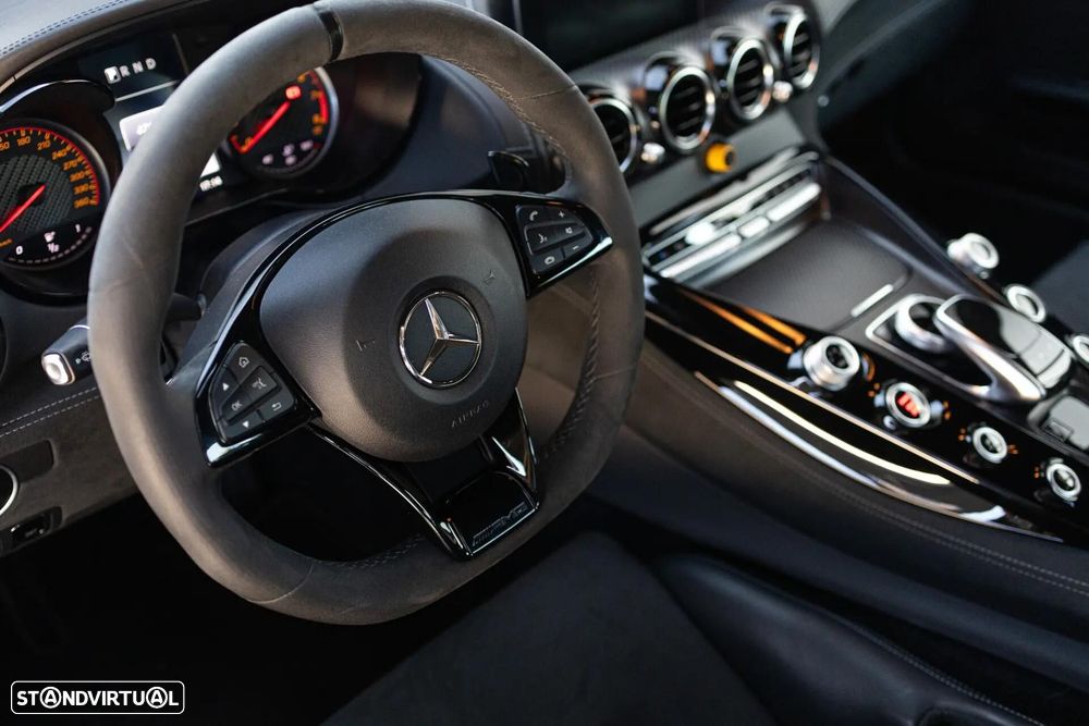 Mercedes-Benz AMG GT R - 57