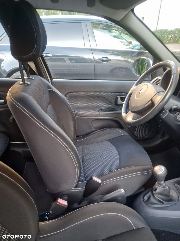 Renault Clio 1.2 Campus Authentique - 6