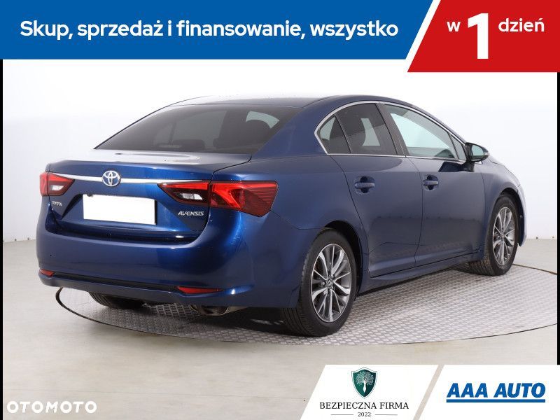 Toyota Avensis - 6