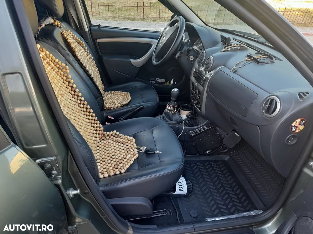 Dacia Duster dCi 110 FAP 4x2 Prestige - 13