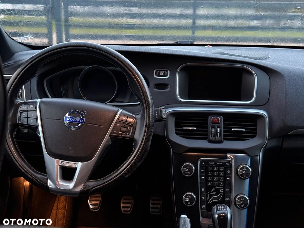 Volvo V40 - 14