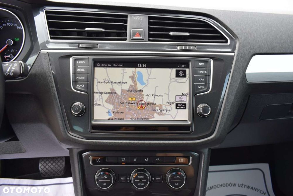 Volkswagen Tiguan - 33