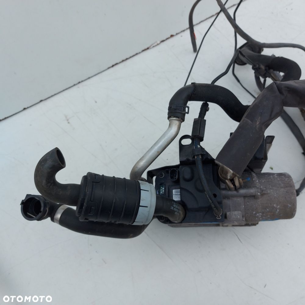 OGRZEWANIE POSTOJOWE WEBASTO MERCEDES C W205 ORYGINAL DEMONTAZ DIESEL 2055000998 - 5
