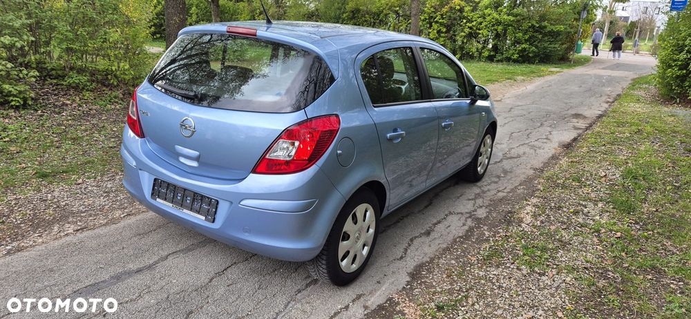 Opel Corsa 1.4 16V Satellite - 3