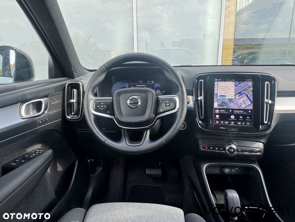 Volvo XC 40 - 25