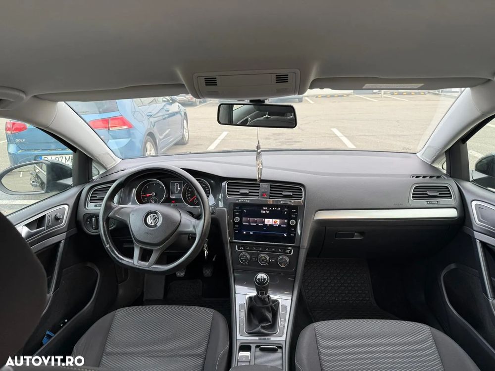 Volkswagen Golf 1.6 TDI Comfortline - 1