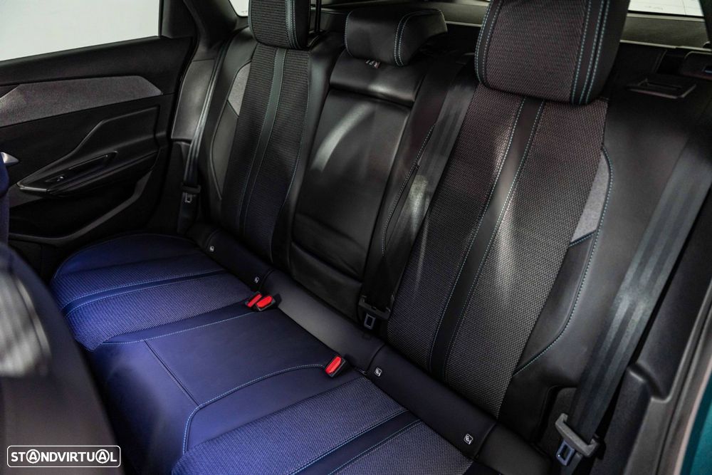 Peugeot 308 SW 1.2 PureTech Allure EAT8 - 30