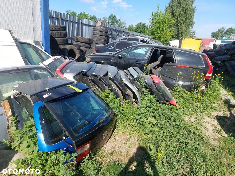 KOMPLETNY TYŁ KLAPA BAGAŻNIKA ZDERZAK TYŁ LAMPA PRAWY TYŁ SEAT LEON I LC9Z - 12