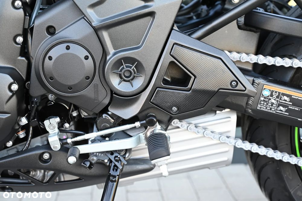 Kawasaki Versys 650 - 22