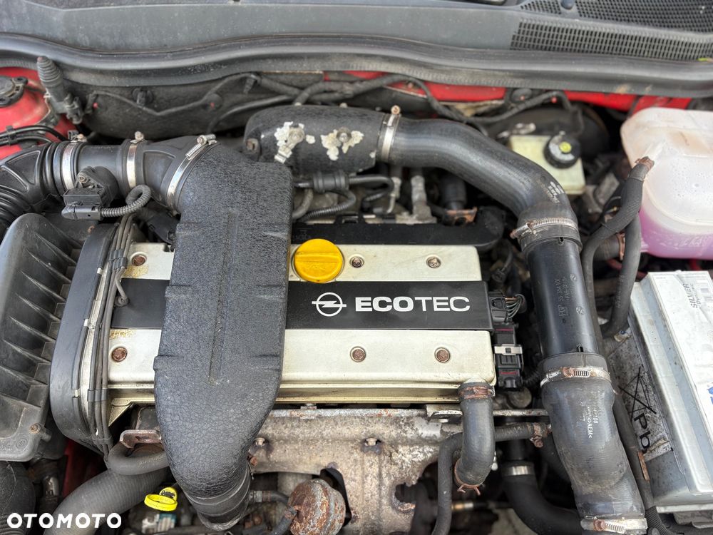 Opel Astra 2.0 T Sport - 27