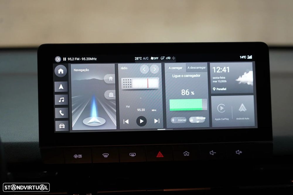 MG MG4 64 kWh Luxury - 33