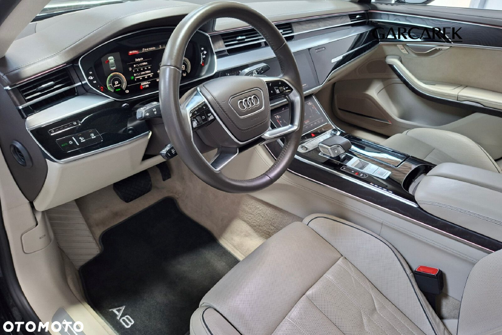 Audi A8 - 13