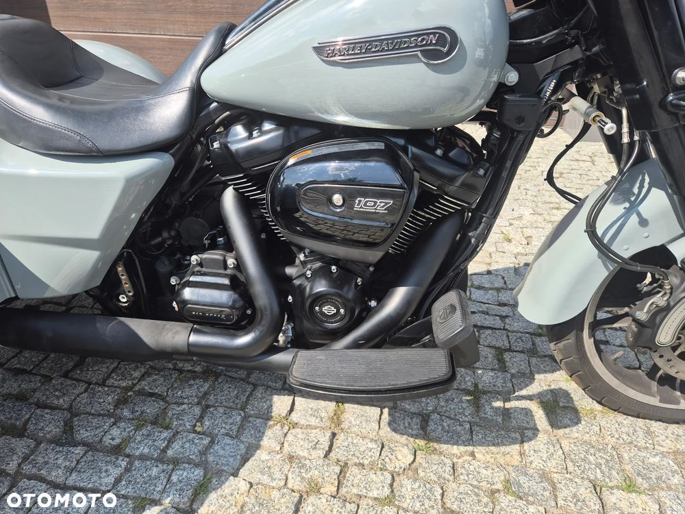 Harley-Davidson Trike Freewheeler - 13