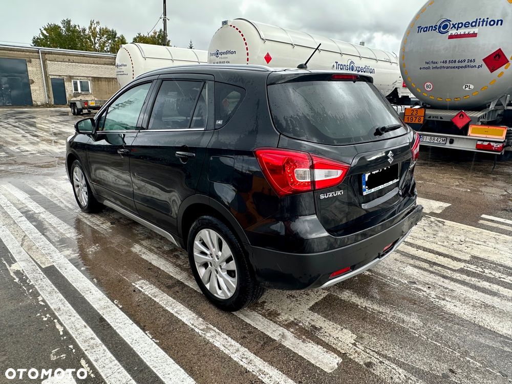 Suzuki SX4 S-Cross 1.0 T Premium - 3