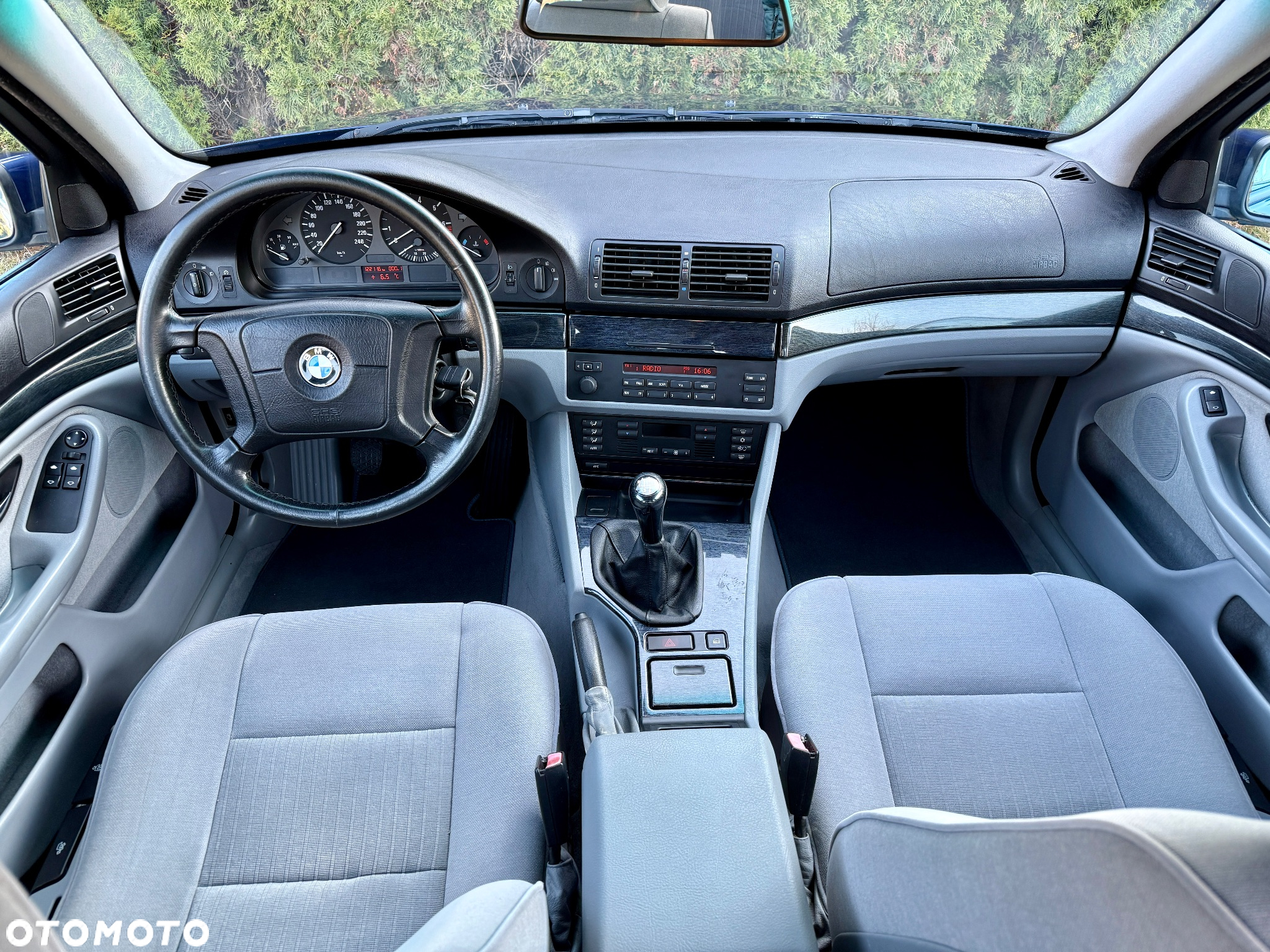 BMW Seria 5 523i - 9