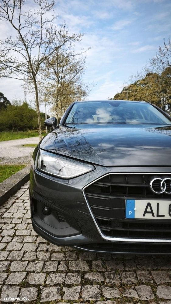 Audi A4 Avant 30 TDI S tronic - 33