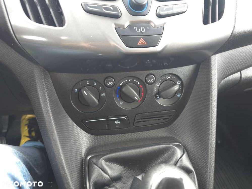 Ford TRANSIT CONNECT 1.5TDCi - 26