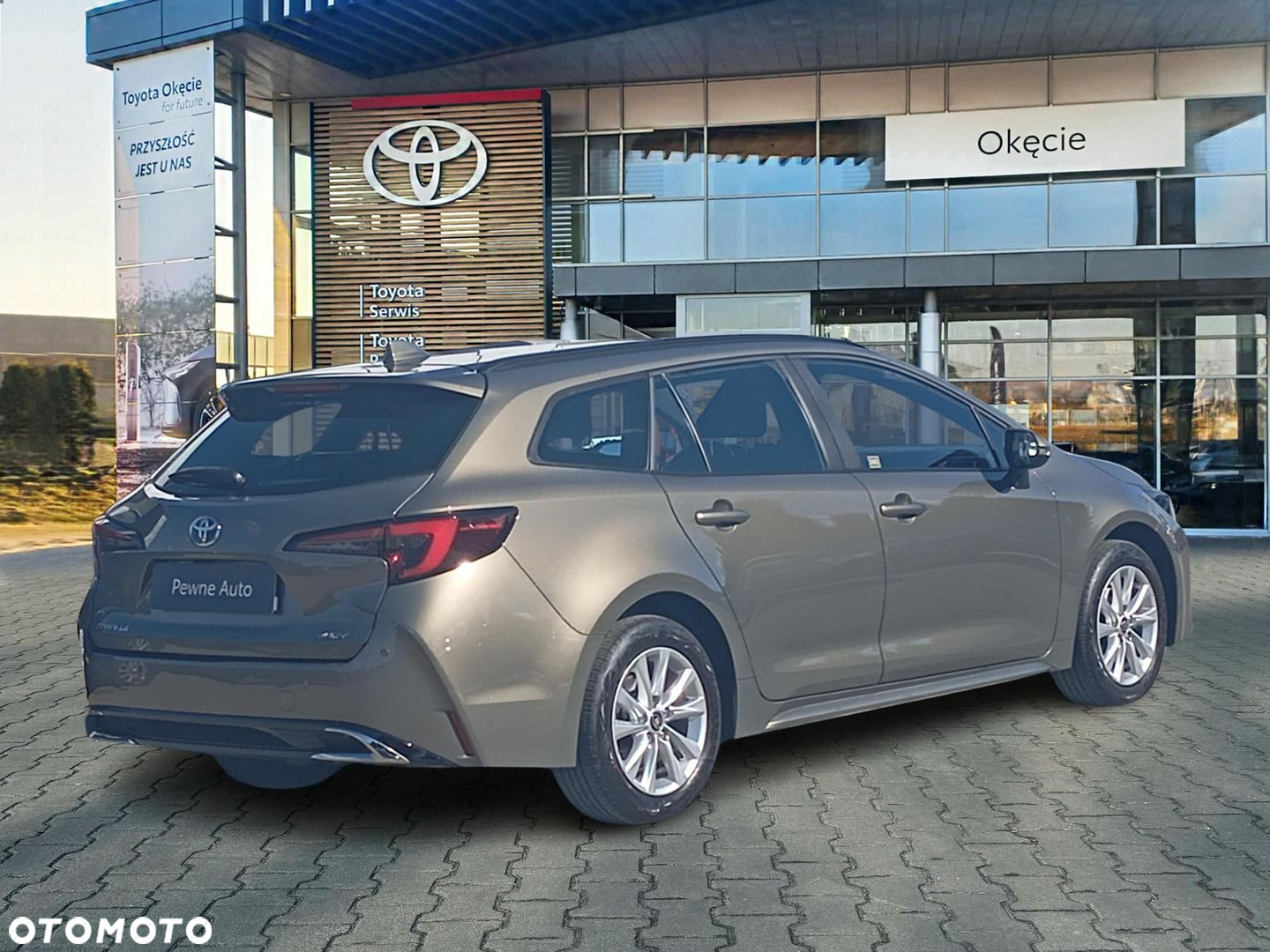 Toyota Corolla 1.8 Hybrid Comfort - 8