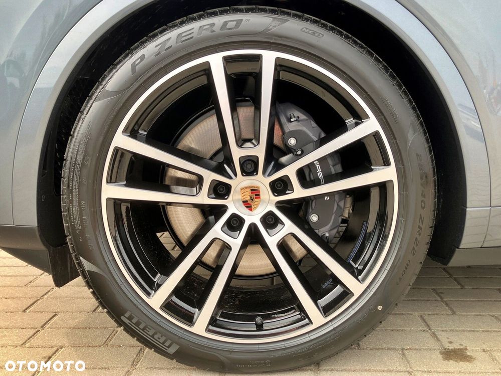 Porsche Cayenne - 13