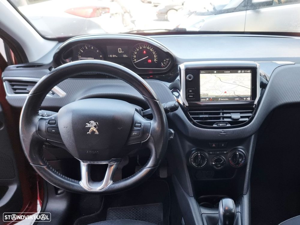 Peugeot 208 1.2 PureTech Active - 9