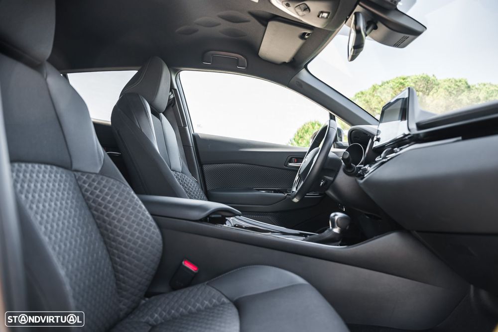 Toyota C-HR - 17